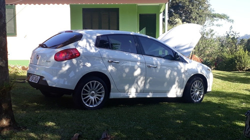 Fiat Bravo 2012 1.8 16v Absolute Flex Dualogic 5p