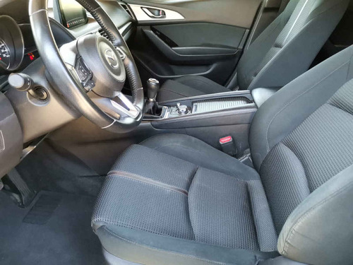 Imagen 11 de 15 de Mazda Mazda 3 2018 5p Hatchback S L4/2.5 Man