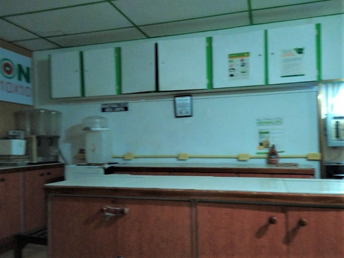 Imagen 12 de 14 de Venta Local Diseñado Para Fuente De Soda En La Candelaria
