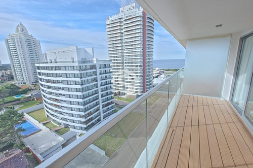 Apartamento En Venta Playa Brava- Ref: 1403