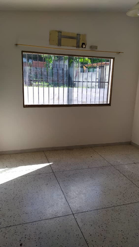 Imagen 12 de 19 de Casa En Venta, Trigal Sur, Carabobo.