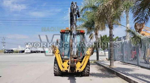 John Deere 410l Año 2015 4x4 Cabina. A/c, Ext, Kit Y Almeja