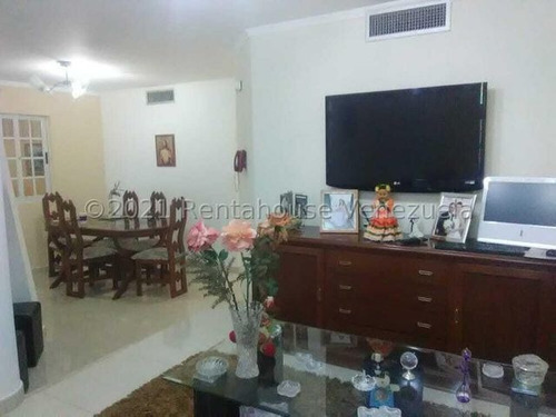 Casa En Lago Country 1 En Oferta Semi Amoblada