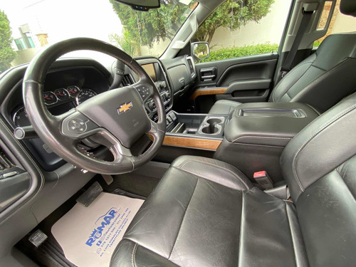 Imagen 8 de 15 de Chevrolet Cheyenne 5.3 Doble Cab Ltz 4x4 At