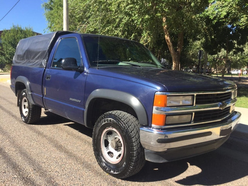 Chevrolet Silverado, Mod 99, Original, Impecable!