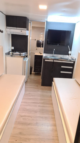 Imagen 3 de 6 de Casa Rodante De Tiro/2 Ejes