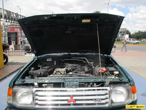 Mitsubishi Montero 3.0 V43 Wagon