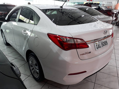 Imagem 2 de 13 de Hyundai Hb20s 1.0 Comfort Plus 12v Flex 4p Manual