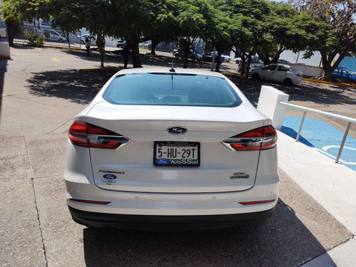 Imagen 4 de 15 de Ford Fusion 2019 4p Se Luxury Hibrido Aut