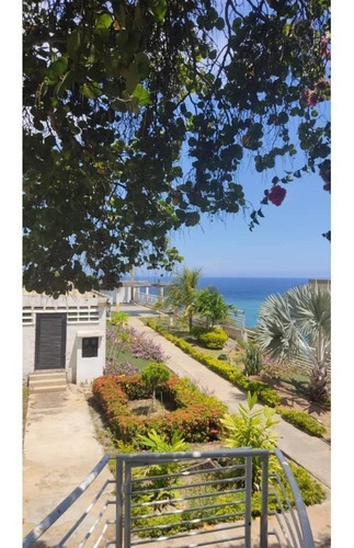 Imagen 8 de 12 de Apartamento Vacacional En Alquiler Res Montemar Playa Grande Catia La Mar La Guaira