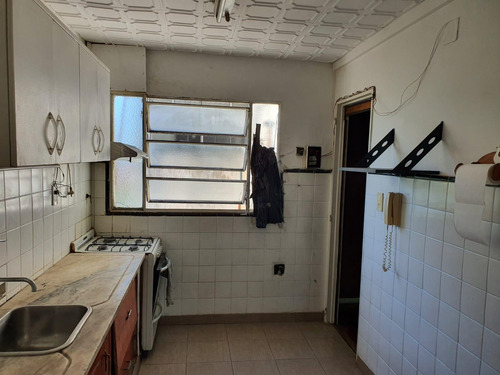 Floresta: Semipiso De 3 Ambientes Al Frente Venancio Flores Y Segurola