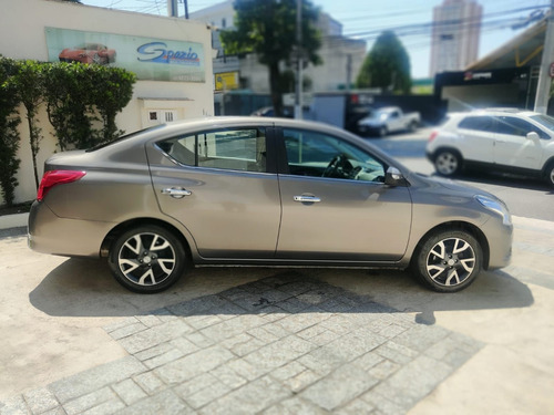 Nissan Versa 1.6 16V FLEX SL 4P XTRONIC