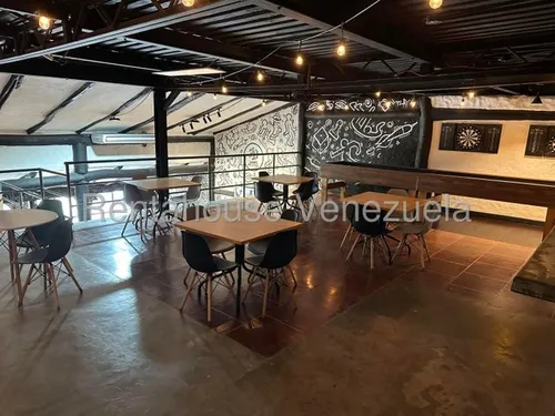 Fondo De Comercio Dedicado A La Distribucion De Alimentos Pre-empacados, En Venta, En El Hatillo. 25-12736