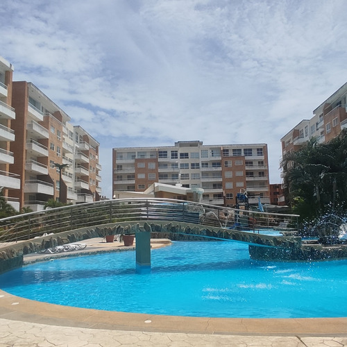 Excelente Apartamento En Venta Conj. Res. Los Alcaravanes Iii Aguasal, Higuerote. Km
