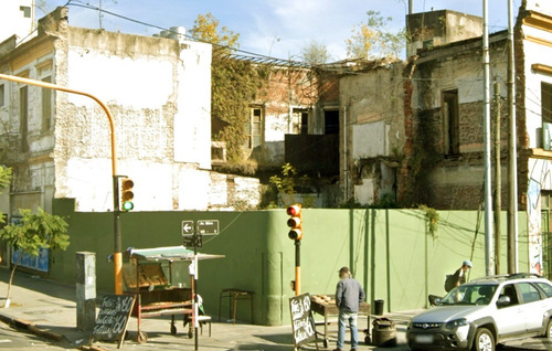 Imagen 1 de 1 de Lote De 219 M2 Av. Mitre 89 Esquina Hipolito Yrigoyen Avellaneda