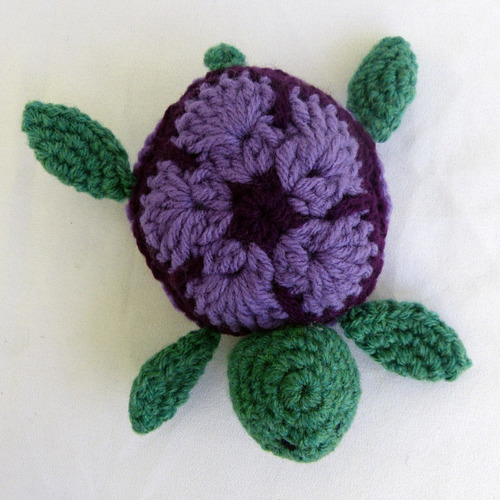 Tartaruga Amigurumi - Roxo 