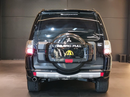 Mitsubishi Pajero Full HPE Full 3.2 4x4 T.I.Diesel 5p Automático.