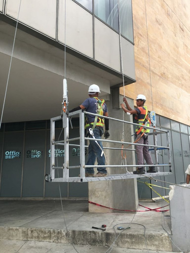 Pintura De Fachadas De Edificios Mantenimiento En Altura