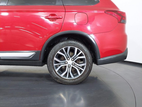 Imagem 8 de 15 de 183474 - Mitsubishi Outlander 2016 Com Garantia