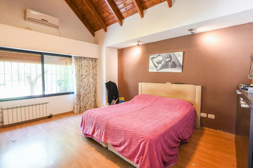 Imagen 10 de 21 de Casa De 4 Dormitorios En Venta Con Pileta En San Eduardo Fisherton Aldea