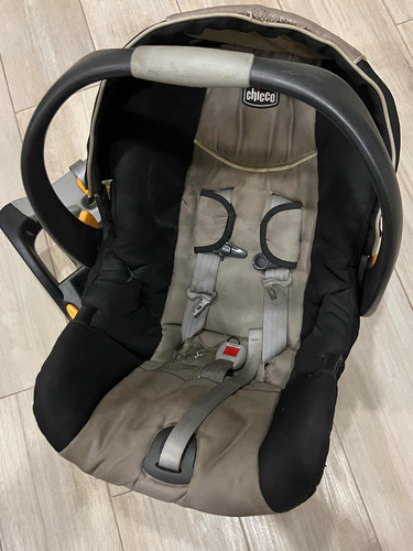 Huevo Huevito Para Auto Bebé Chicco Isofix Excelente Calidad