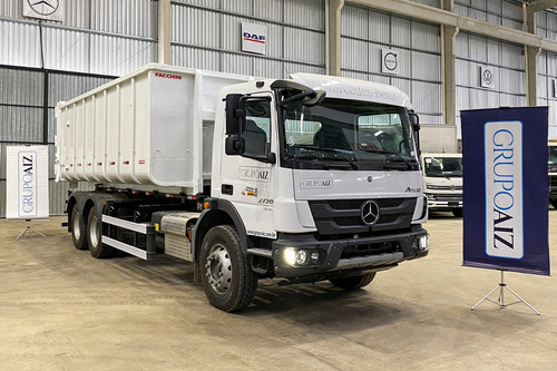 Caminhão Mercedes Benz Atego 2730 Roll On Off E Caçamba