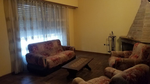 Imagen 9 de 16 de Casa Quinta En Venta De 300m2 Ubicado En José C. Paz