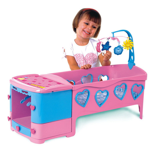 Berço De Boneca Doce Sonho Rosa C/ Móbile Incluso Magic Toys