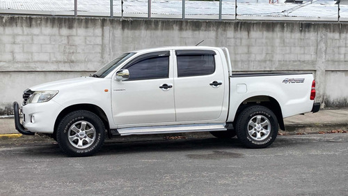 Imagen 1 de 1 de Toyota Hilux 4x4