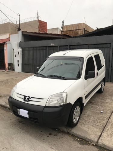 Peugeot Partner 1.6 Hdi Mixto Año 2015 Tomo Usado Financio