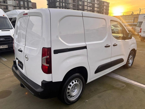 Opel Combo 2022