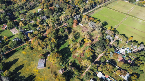 Terreno En Venta En Barrio Los Pinos Iii, Barrio Parque Yei Pora