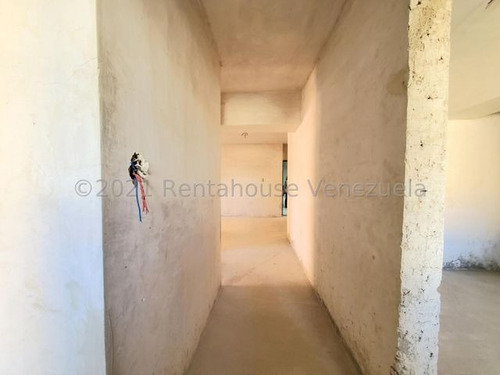 Imagen 28 de 30 de Apartamento En Venta Urb. Base Aragua, Av. Casanova Godoy, Maracay, 22-13289 Mv