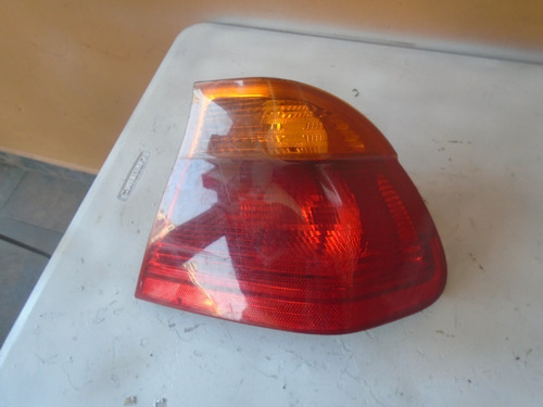 Vendo Lampara Trasera Derecha De Bmw 318i Año 1999 (Usado)