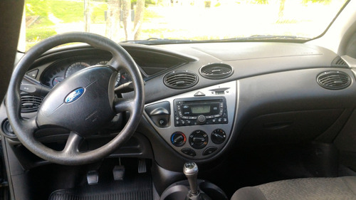 Ford Focus Sedan 2.0 Glx 4p