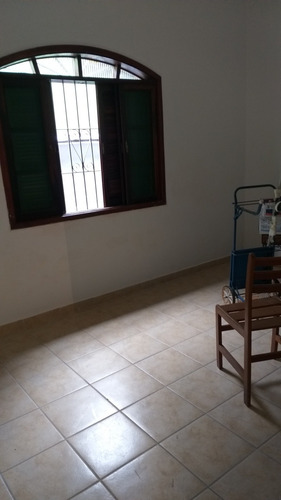 Imagem 6 de 14 de Casa 3 Qtos 1st,sala,quintal Cabe Piscina 3 Carros $ 300.mil