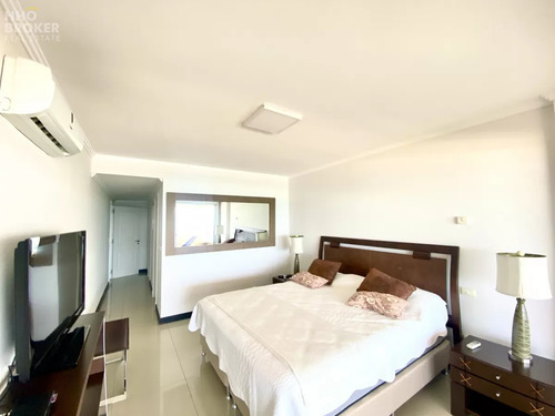 Apartamento En Alquiler Torre Lobos, Punta Del Este.