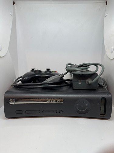 Microsoft Xbox 360 Elite (Usado)