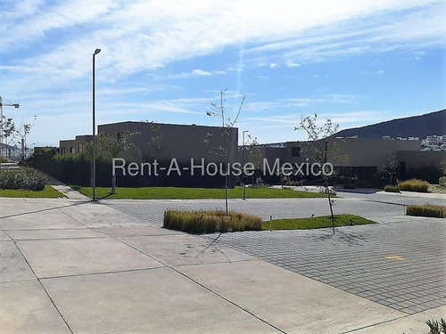 Casa En Renta En Lomas De Juriquilla, Querétaro Sr