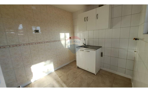 Casa Familiar 3d, 1 Estacionamiento