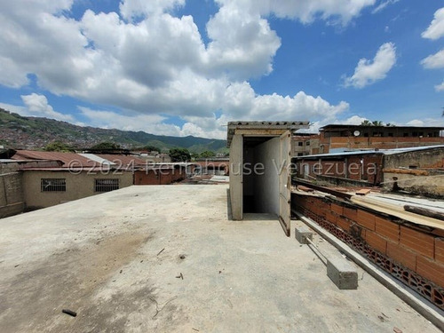 Galpón En Venta Urb.prado De Maria , Caracas.25-947 Yf