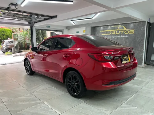 Mazda 2 Grand Touring LX AT 2022