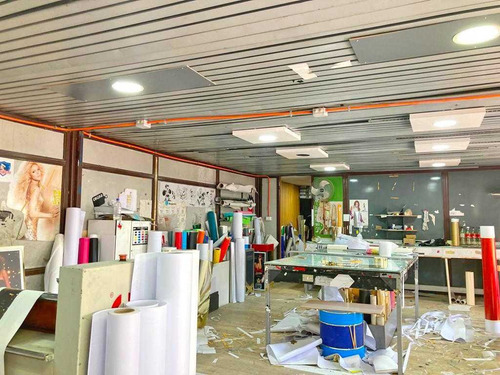 Imagen 15 de 20 de Amplio Galpón En Ñuñoa