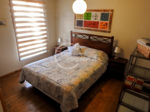 Local Comercial En Venta En Valparaíso, Hostal Restobar