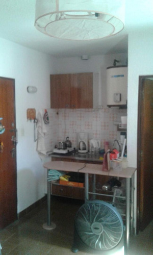 En Venta Villa Gesell **** Venta Inmediata **** Departamento De 1 Ambiente, Muy Bien Ubicado A 70 Mts Del Mar, Frente Al Bosque Fundacional F: 8949
