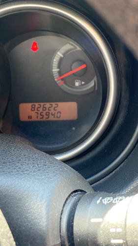 Nissan Tiida 1.8 Visia