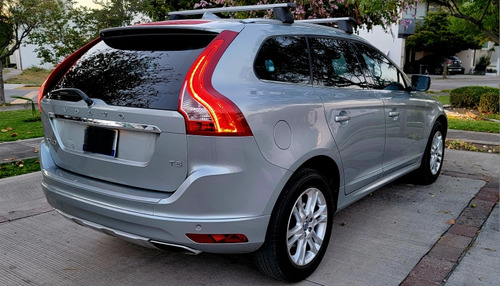 Volvo XC60 2.0 T Addition At