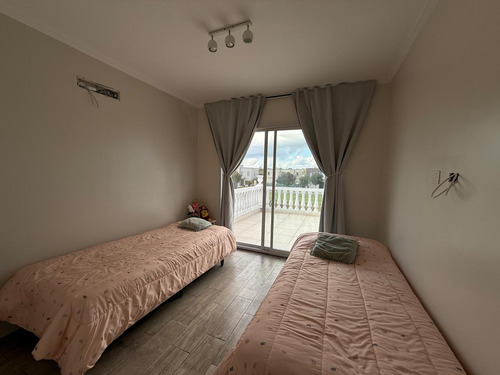 Casa En Venta 4 Dormitorios Barrio Santo Tomas Pilar