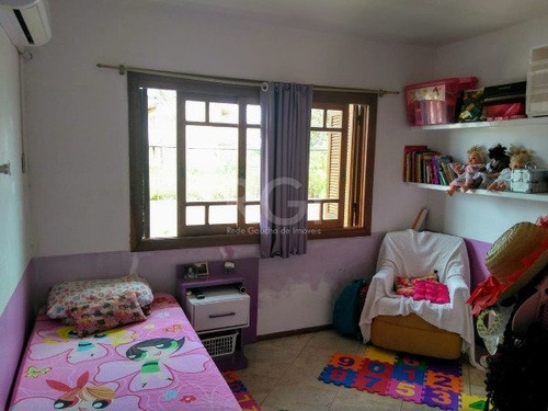 Casa Em Espírito Santo Com 4 Dormitórios - Mi4400
