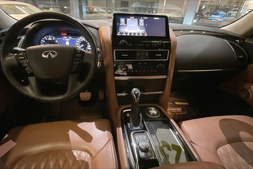Infiniti QX80 5.6 4WD 7 pasajeros At